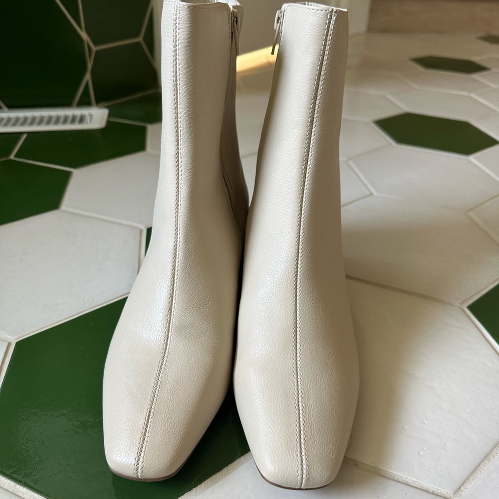 Loft booties